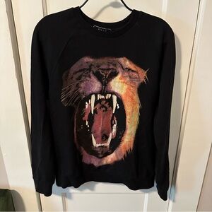21men Black Sweatshirt with Lion Print